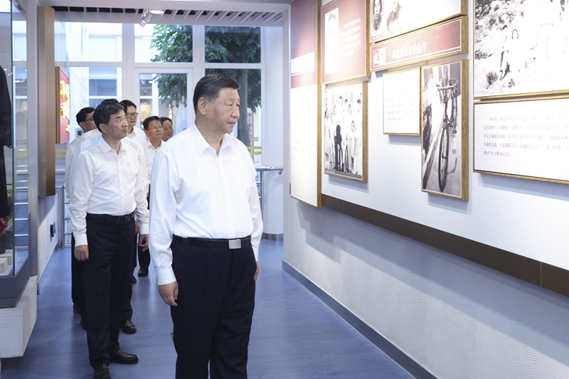 习近平6.jpg