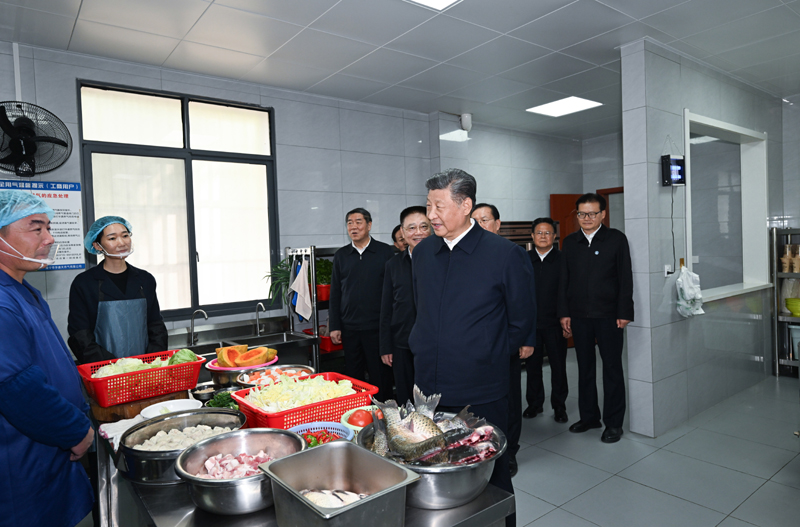 习近平4.jpg