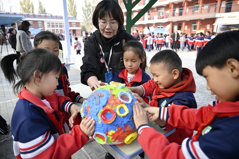 习近平3.jpg